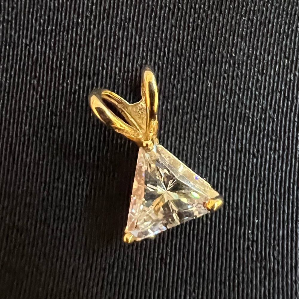 14k solitaire pendant - Picture 8 of 9
